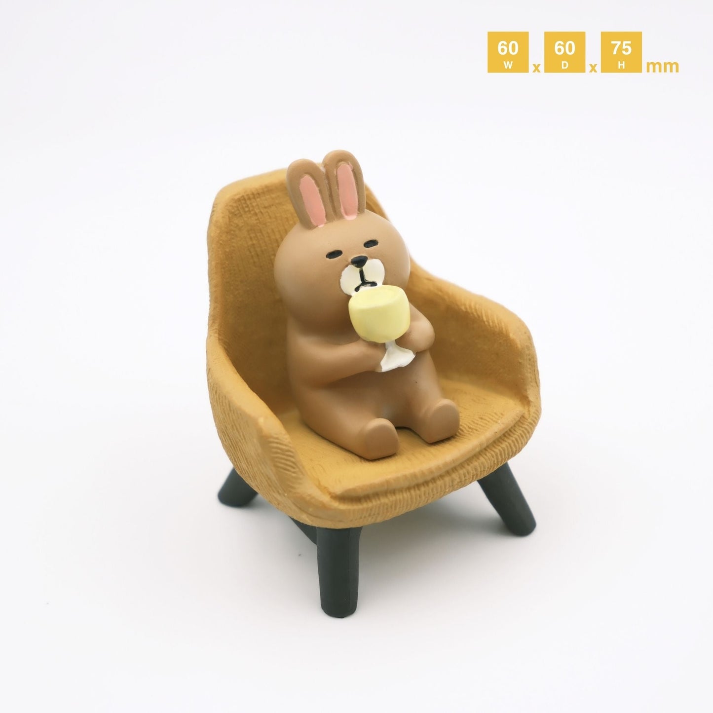 放假在家CHILL的小兔熊 - PLAYEGGSS