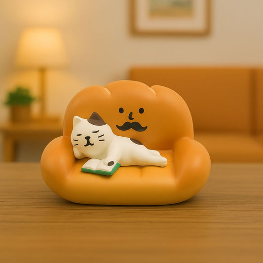 本喵睏了就躺在麵包叔叔沙發上麵包叔叔沙發上 - PLAYEGGSS