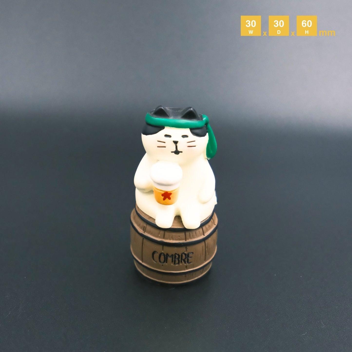小貓咪們去酒吧發現喝酒不太健康就加了點人蔘雞精 - PLAYEGGSS