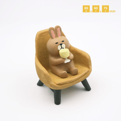 放假在家CHILL的小兔熊 - PLAYEGGSS